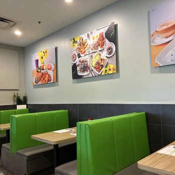 Amy's Dejeuner - Breakfast & Brunch Near Me - Dollard-des-Ormeaux, Quebec