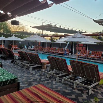 Rise Uptown Hotel - Hotels Near Me - Phoenix, Arizona