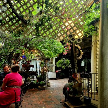 Paddy's Pub - Exterior patio - Pubs Near Me - Milwaukee, Wisconsin Paddy's Pub - Exterior patio - Pubs Near Me - Milwaukee, Wisconsin