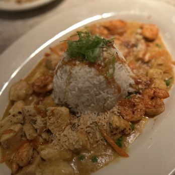 The Cheesecake Factory - Bang-Bang Chicken and Shrimp - Desserts Near Me - Miami Beach, Florida