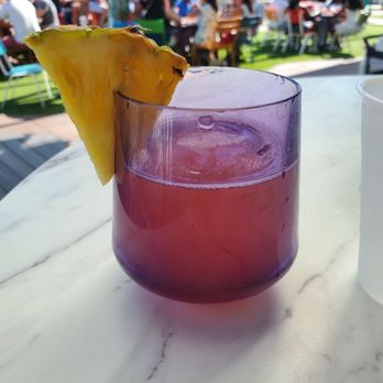 Utopian Tailgate - Mimosa - Lounges Near Me - Chicago, Illinois