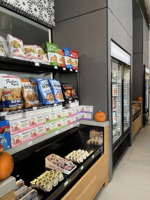 Marion Barry Avenue Market and Cafe by null