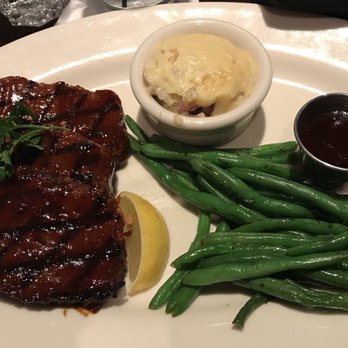Weber Grill Restaurant - Barbeque Near Me - Chicago, Illinois