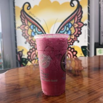 Vita Cane - Fire dragon: sugar cane, purple dragon fruit, & strawberries. Tasted mainly like dragon fruit. - Juice Bars & Smoothies Near Me - Alhambra, California Vita Cane - Fire dragon: sugar cane, purple dragon fruit, & strawberries. Tasted mainly like dragon fruit. - Juice Bars & Smoothies Near Me - Alhambra, California