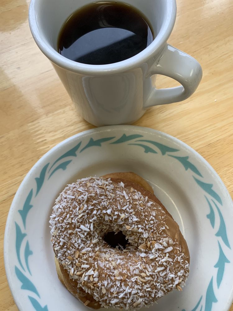 BJ's Donuts & Eatery Logo