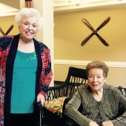 Independent Living - The Pointe - New Lantern Crest friends