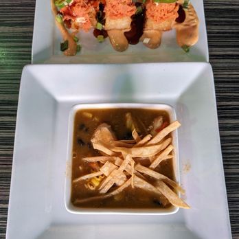 Canoe House - Starters: Spicy Tuna on Crispy Rice and Chicken Tortilla Soup - Dine LA - Hawaiian Near Me - South Pasadena, California