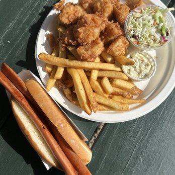 Lenny & Joe's Fish Tale - Hot dog and fried scallops - Seafood Near Me - Madison, Connecticut Lenny & Joe's Fish Tale - Hot dog and fried scallops - Seafood Near Me - Madison, Connecticut