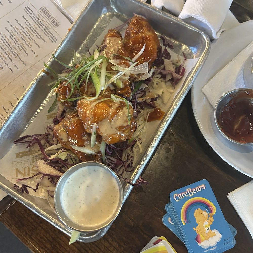Basin 141 - Gastropubs Near Me - Monrovia, California