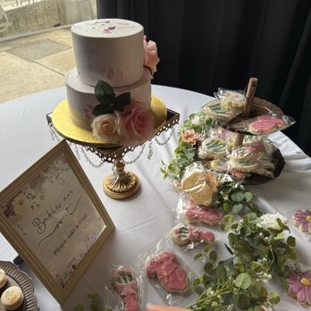 Q'tal Bar & Grill - Dessert Table - New American Near Me - Kearny, New Jersey