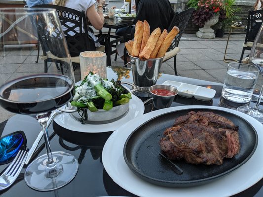 BlueBlood Steakhouse by null