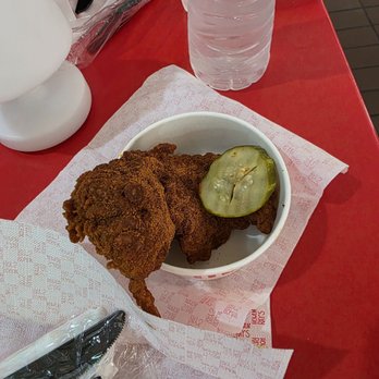 Howlin' Ray's - Howlin' tender - Southern Near Me - Los Angeles, California Howlin' Ray's - Howlin' tender - Southern Near Me - Los Angeles, California