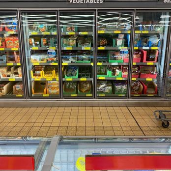 ALDI - Fully stocked freezer selections - Grocery Near Me - Columbia, South Carolina
