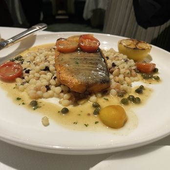 Polo Lounge - New American Near Me - Beverly Hills, California