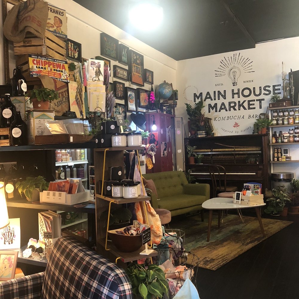 Main House Market - 2021.10.01 - very cute interior - Kombucha Near Me - Orlando, Florida Main House Market - 2021.10.01 - very cute interior - Kombucha Near Me - Orlando, Florida