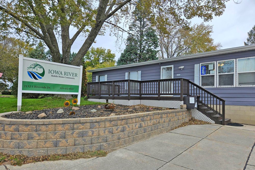IOWA RIVER MOBILE HOME COMMUNITY Updated August 2024 2132 South