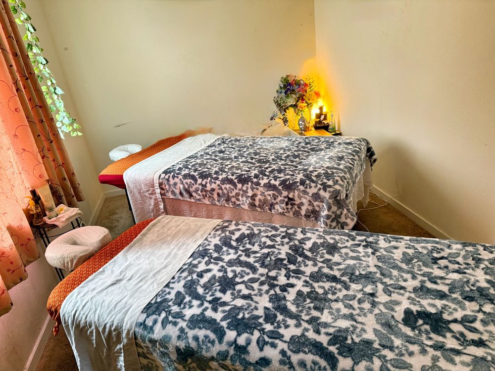BKK Thai Massage Yoga Spa Logo