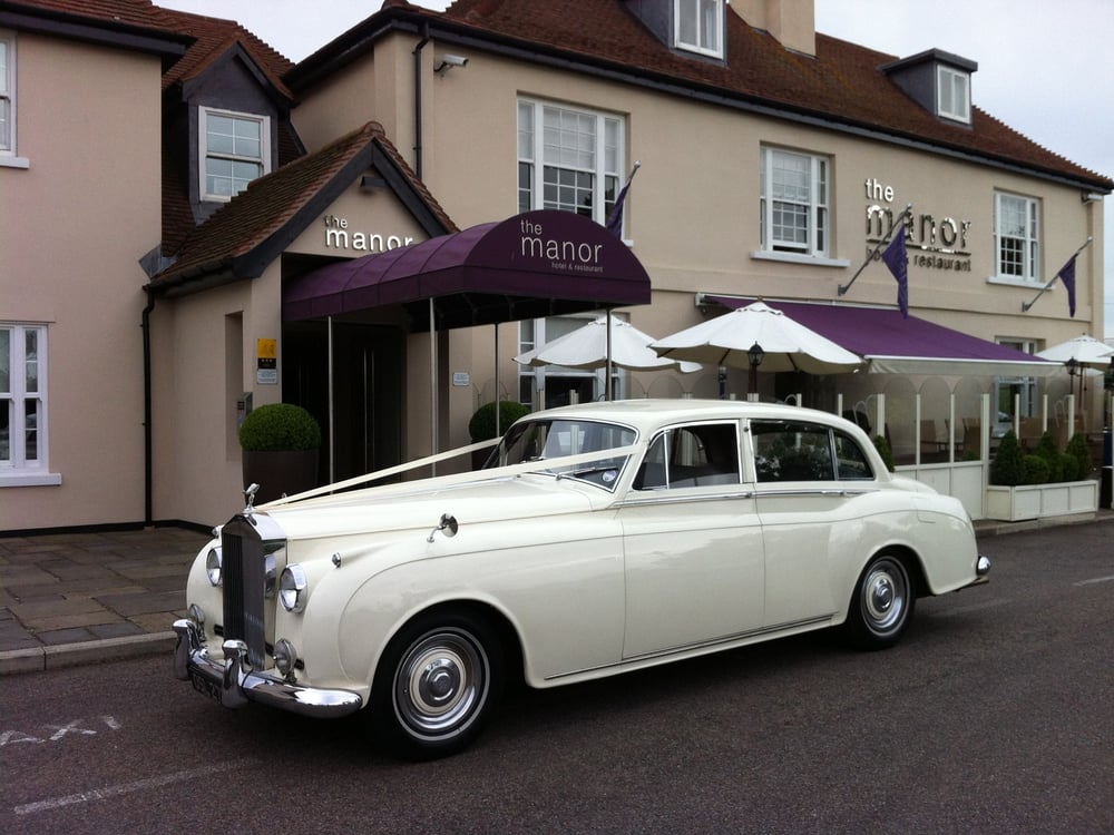 THE MANOR Updated August 2024 Berwick Pond Road, Rainham, London, United Kingdom Hotels