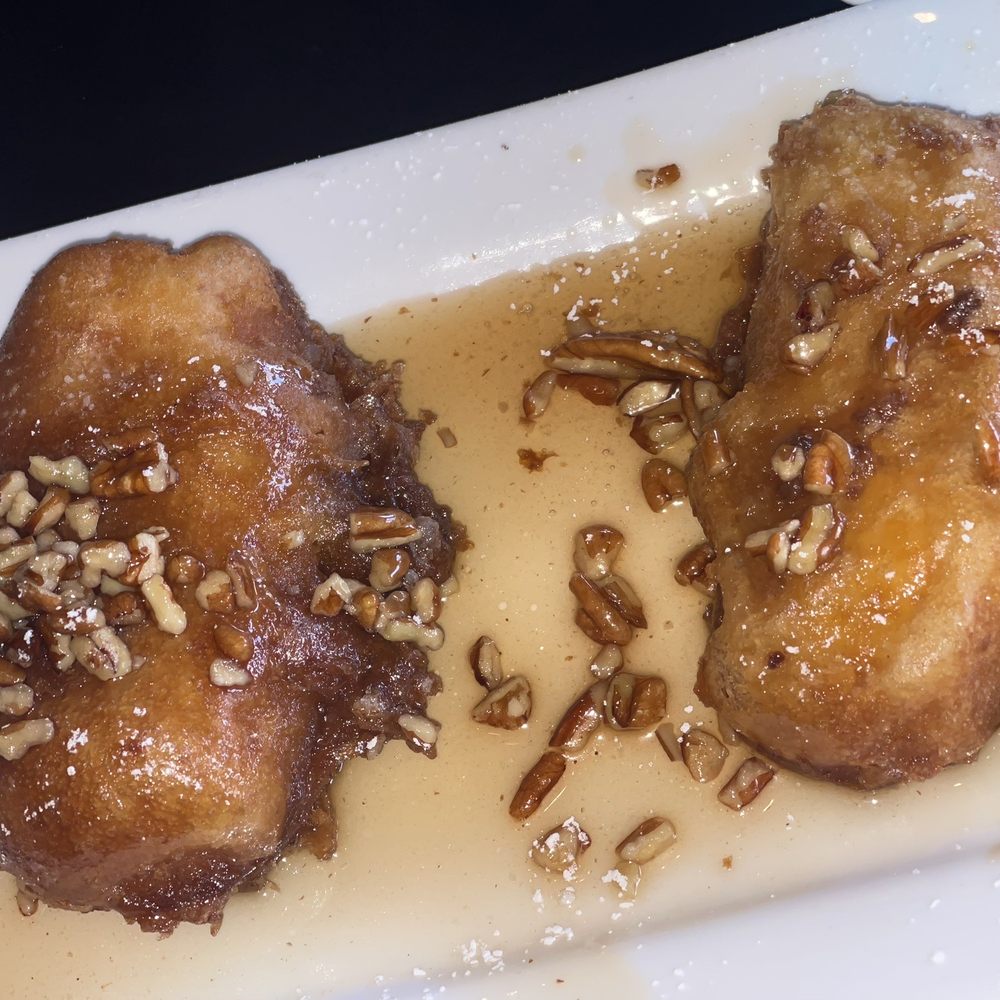 Sebastian's Ale and Whiskey House - Pecan Whiskey Twinkle - Sports Bars Near Me - Brookfield, Illinois