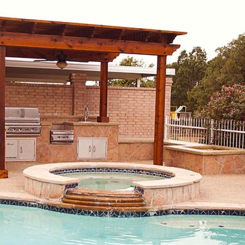 UOL Builders - an outdoor kitchen and hot tub - Masonry/Concrete Near Me UOL Builders - an outdoor kitchen and hot tub - Masonry/Concrete Near Me