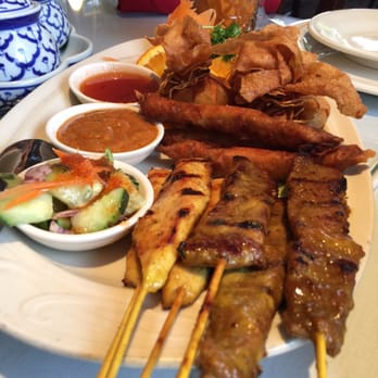Chao Praya - Thai Near Me - Novato, California