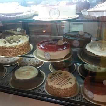 La Argentina - Bakeries Near Me - Buenos Aires, C