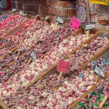 Rocket Fizz Ventura - Candy Stores Near Me - Ventura, California