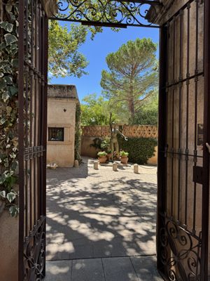 Tlaquepaque Arts & Shopping Village by null