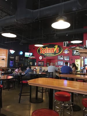 Spinn's Burger & Beer by null