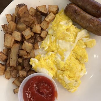 Plowman's Kitchen - American Near Me - Taylor, Texas