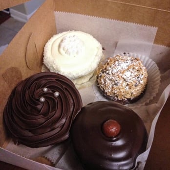 Take the Cake - Bakeries Near Me - Houston, Texas Take the Cake - Bakeries Near Me - Houston, Texas