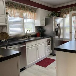 Better Homes And Gardens First Realty Group - Original Kitchen rods