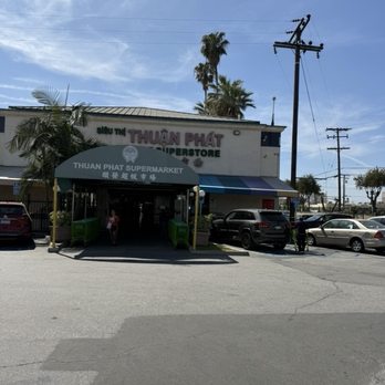 Thuan Phat El Monte Superstore - Seafood Markets Near Me - South El Monte, California Thuan Phat El Monte Superstore - Seafood Markets Near Me - South El Monte, California