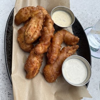 Sweeney's on Boylston - Chicken tenders - Irish Pub Near Me - Boston, Massachusetts