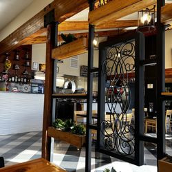 Rubalcaba Taco Shop - Ambience and bar