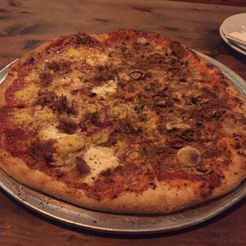 Flatbread Company - Half mopsy half pepperoni & mushrooms, both great! - Pizza Near Me - Paia, Hawaii