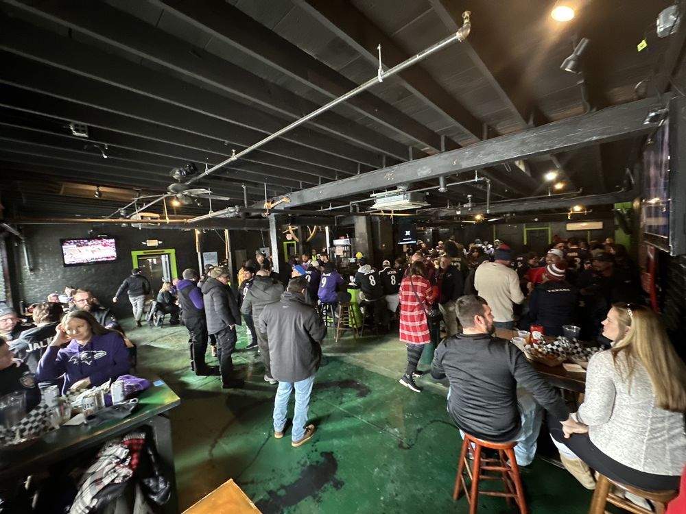 Pickles Pub