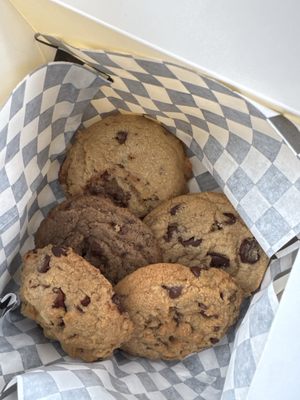 The DW Cookie Company by null