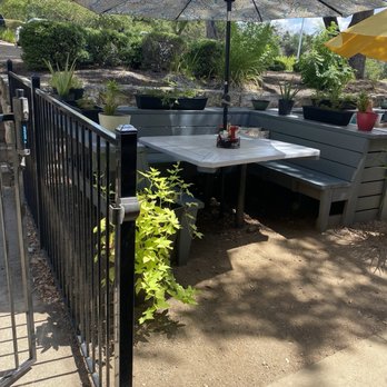 Waterloo Ice House Escarpment - Patio seating - American Near Me - Austin, Texas Waterloo Ice House Escarpment - Patio seating - American Near Me - Austin, Texas