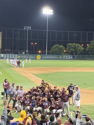 Dedeaux Field by null