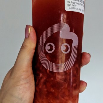 CoCo Fresh Tea & Juice - Large strawberry black tea (no sugar, less ice), with coconut jelly - so addictive! - Bubble Tea Near Me - Markham, Ontario