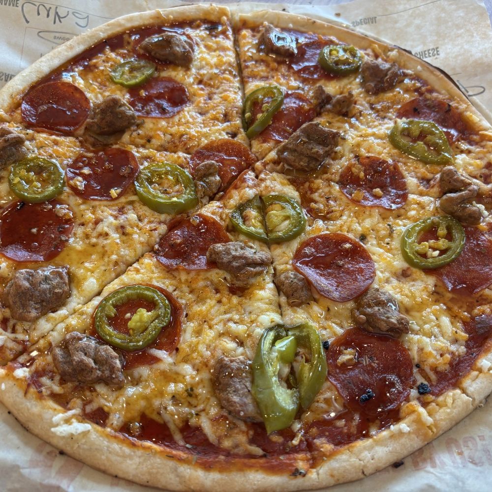 Blaze Pizza - Spicy Pepperoni Pizza (GF crust, vegan cheese, Italian sausage) - Pizza Near Me - Asheville, North Carolina Blaze Pizza - Spicy Pepperoni Pizza (GF crust, vegan cheese, Italian sausage) - Pizza Near Me - Asheville, North Carolina