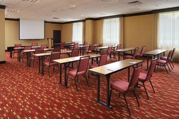 Courtyard by Marriott Grand Rapids Downtown by null