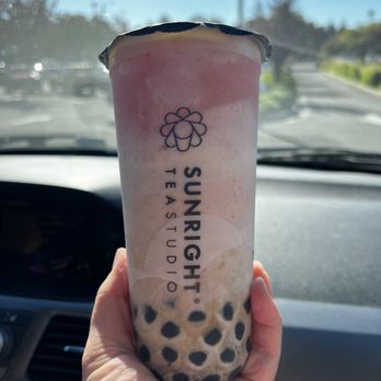 Sunright Tea Studio - Sunnyvale - Strawberry frostie - Bubble Tea Near Me - Sunnyvale, California Sunright Tea Studio - Sunnyvale - Strawberry frostie - Bubble Tea Near Me - Sunnyvale, California