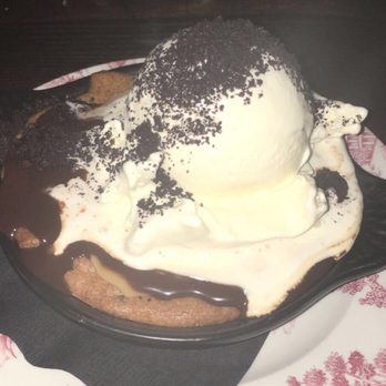 FINKA Table & Tap - Chocolate chip cookie skillet! - Asian Fusion Near Me - Miami, Florida