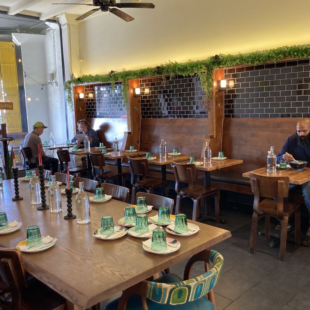Yimm - Inside seating, there's plenty of. - Thai Near Me - Oakland, California