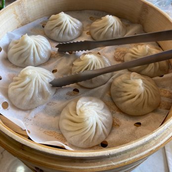 Supreme Dumplings - Supreme Pork Xiao Long Bao (8) - Shanghainese Near Me - Bellevue, Washington