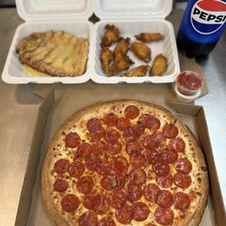 Bon Appetit pizzeria - Special number 3 27.99