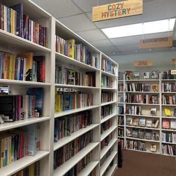 J Crawford's Books - Bookstores Near Me - Sacramento, California J Crawford's Books - Bookstores Near Me - Sacramento, California