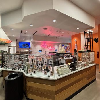 SunLife Organics - The workstation. - Juice Bars & Smoothies Near Me - Manhattan Beach, California SunLife Organics - The workstation. - Juice Bars & Smoothies Near Me - Manhattan Beach, California